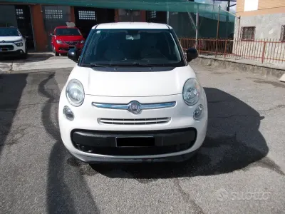 Gebraucht Fiat 500L Living 105 PS (77 kW) 2014 Weiß Van / Kleinbus