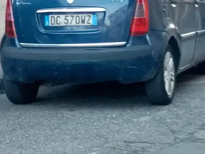 Usata Lancia Musa 69 CV (50 kW) 2006 Bluazzurro Monovolume
