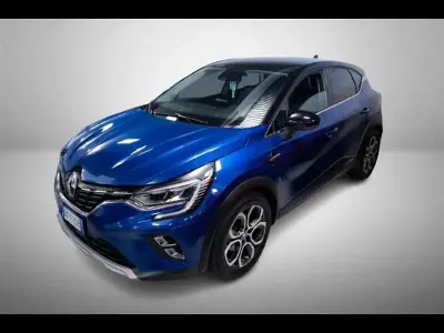 Usata Renault Captur Techno 145 CV (106 kW) 2023 Grigio chiaro SUV