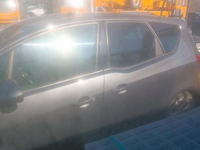 Usata 2012 Opel Meriva Monovolume | 2000 €