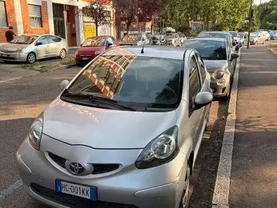 Usata Toyota Aygo 68 CV (50 kW) 2008 Grigio Utilitaria