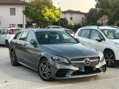 Usata Mercedes C220 AMG line 194 CV (142 kW) 2020 Grigio Station wagon