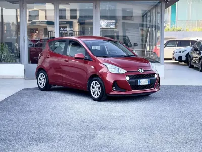 Usata Hyundai i10 67 CV (49 kW) 2018 Rosso Utilitaria