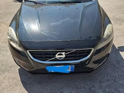 Usata Volvo V40 Ocean Race 114 CV (83 kW) 2015 Nero Berlina