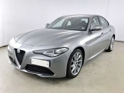 Usata Alfa Romeo Giulia Business 160 CV (117 kW) 2021 Grigio Berlina