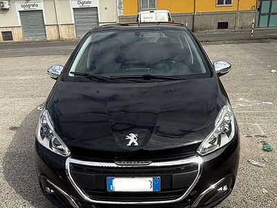 Usata Peugeot 208 Active 75 CV (55 kW) 2017 Nero Utilitaria