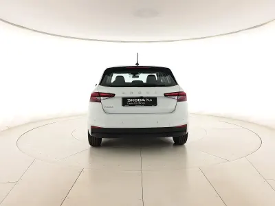 Usata Skoda Fabia 95 CV (69 kW) 2025 Bianco luna metallizzato Utilitaria