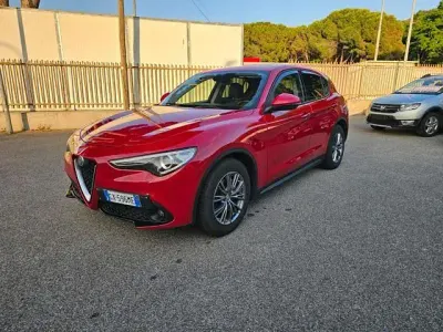 Usata Alfa Romeo Stelvio Business 179 CV (131 kW) 2017 Rosso SUV