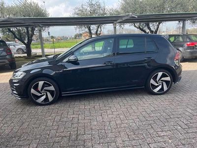 Usata VW Golf VIII R-line 150 CV (110 kW) 2020 Nero met Berlina