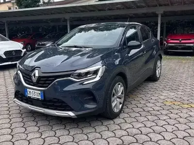 Usata Renault Captur Equilibre 143 CV (105 kW) 2023 Blu SUV