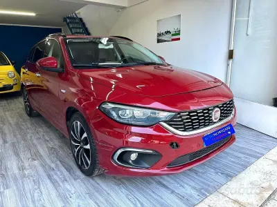 Usata Fiat Tipo Lounge 120 CV (88 kW) 2017 Rosso Station wagon