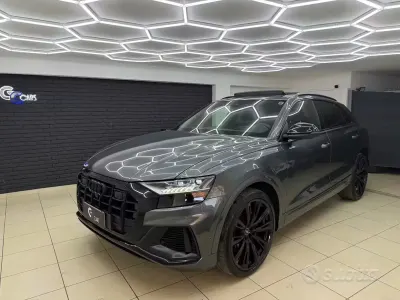 Usata Audi SQ8 Sport 507 CV (372 kW) 2023 Grigio SUV