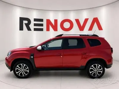 Usata Dacia Duster Prestige 101 CV (74 kW) 2022 Rosso SUV