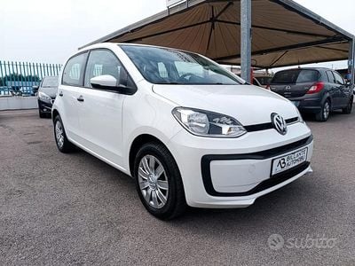 Usata VW up! move up! 60 CV (44 kW) 2017 Bianco Utilitaria