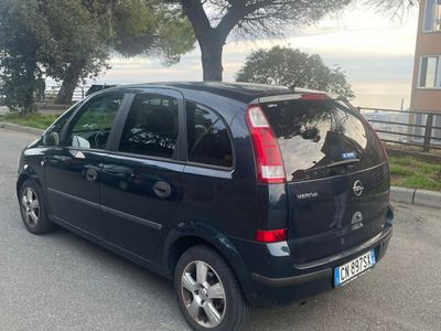 usata Opel Meriva 1.4 per neopatentati