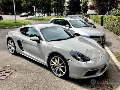 Usata Porsche 718 300 CV (220 kW) 2019 Grigio Coupé