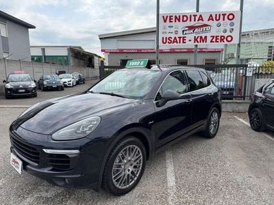 Usata Porsche Cayenne 250 CV (183 kW) 2015 Blu scuro SUV
