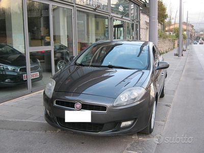 Grigio Usata 2012 Fiat Bravo Dynamic Utilitaria | 3500 € (Cara)