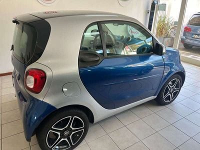 Begagnad Smart ForTwo Coupé Edition #1 71 HK (52 kW) 2015 Blå Sportkupé