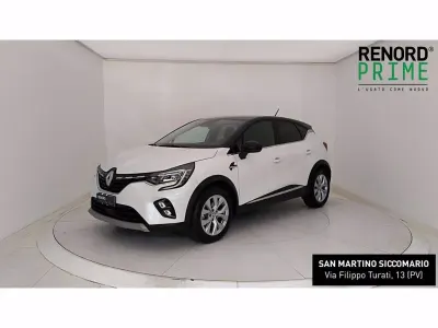 Usata Renault Captur Intens 143 CV (105 kW) 2022 Bianco SUV