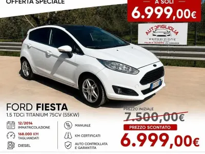 Usata Ford Fiesta Titanium 75 CV (55 kW) 2014 Bianco Utilitaria