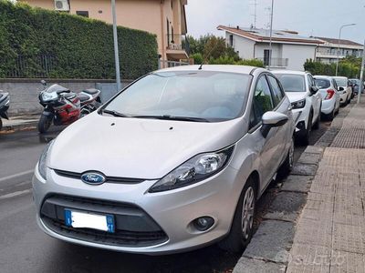 Usata Ford Fiesta 2010 Grigio Utilitaria