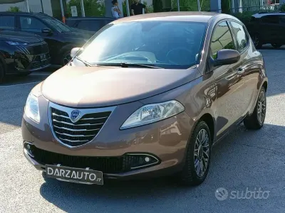 Usata Lancia Ypsilon S 95 CV (69 kW) 2015 Grigio Utilitaria