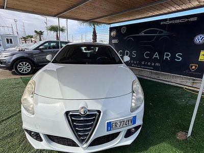 Usata Alfa Romeo Giulietta Exclusive 105 CV (77 kW) 2014 Bianco Utilitaria