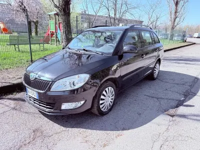 Usata Skoda Fabia 90 CV (66 kW) 2011 Nero Station wagon