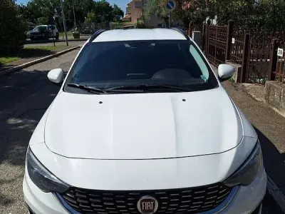 Usata Fiat Tipo Lounge 95 CV (69 kW) 2017 Bianco Station wagon