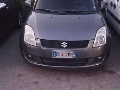 Usata Suzuki Swift GL 91 CV (66 kW) 2007 Blu/azzurro Utilitaria