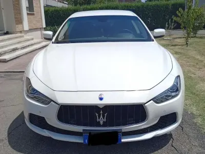 Usata Maserati Ghibli 250 CV (183 kW) 2016 Bianco Berlina