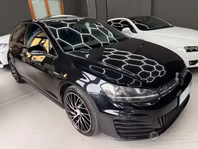 Używany VW Golf VII GTD 184 KM (135 kW) 2015 Czarny Sedan/Limuzyna