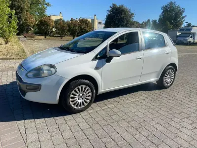 Usata Fiat Punto Evo Emotion 69 CV (50 kW) 2010 Utilitaria