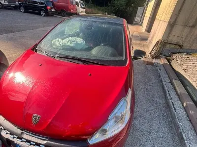 Usata Peugeot 208 GTi 200 CV (147 kW) 2013 Rosso Utilitaria