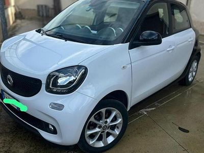 Bianco Usata 2019 Smart ForFour Utilitaria | 9500 €
