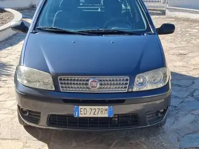 Usata Fiat Punto Classica 69 CV (50 kW) 2010 Utilitaria