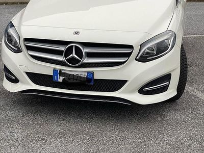 Usata Mercedes B180 2018 Bianco Monovolume