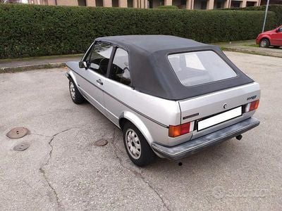 Begagnad VW Golf Cabriolet 50 HK (36 kW) 1983 Grå Cab