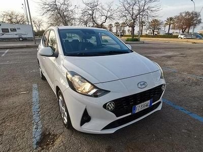 Usata Hyundai i10 67 CV (49 kW) 2020 Bianco Utilitaria
