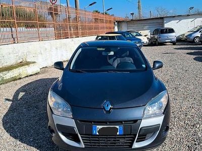 Usata Renault Mégane Coupé Dynamique 110 CV (80 kW) 2009 Grigio Coupé