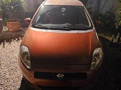 Rosso Usata 2007 Fiat Grande Punto Utilitaria | 1700 €