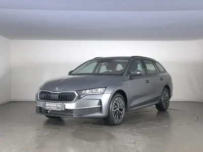 Usata Skoda Octavia Selection 150 CV (110 kW) 2025 Grigio graphite metallizzato Station wagon