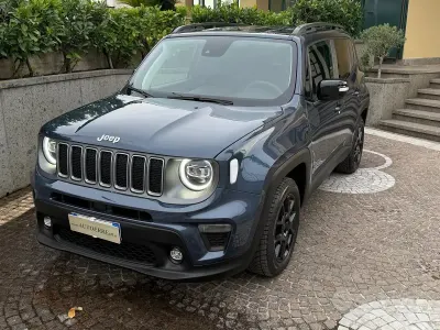 Usata Jeep Renegade Limited 130 CV (95 kW) 2022 Bluazzurro SUV