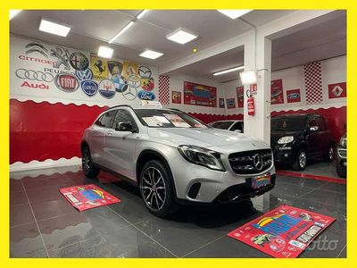Usata Mercedes GLA200 Premium 136 CV (100 kW) 2019 Grigio SUV