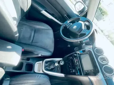 Käytetty Suzuki Vitara 120 HP (88 kW) 2015 Valkoinen Katumaasturi