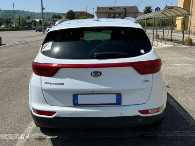 Usata Kia Sportage Style 116 CV (85 kW) 2018 Bianco SUV