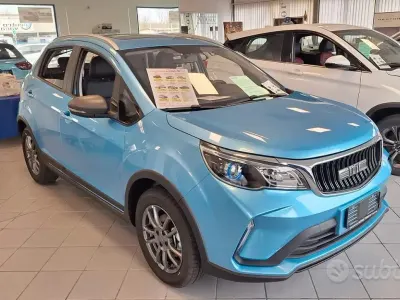 Nuova EMC QUATTRO 103 CV (75 kW) 2026 Bianco SUV