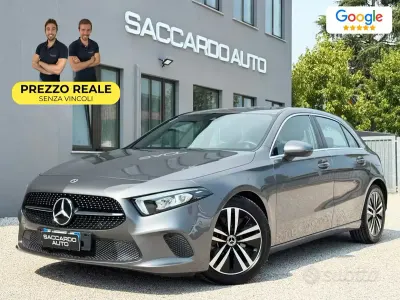 Usata Mercedes A180 116 CV (85 kW) 2021 Grigio Berlina