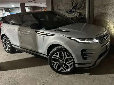 Usata Land Rover Range Rover evoque HSE Dynamic 179 CV (131 kW) 2019 Argento SUV